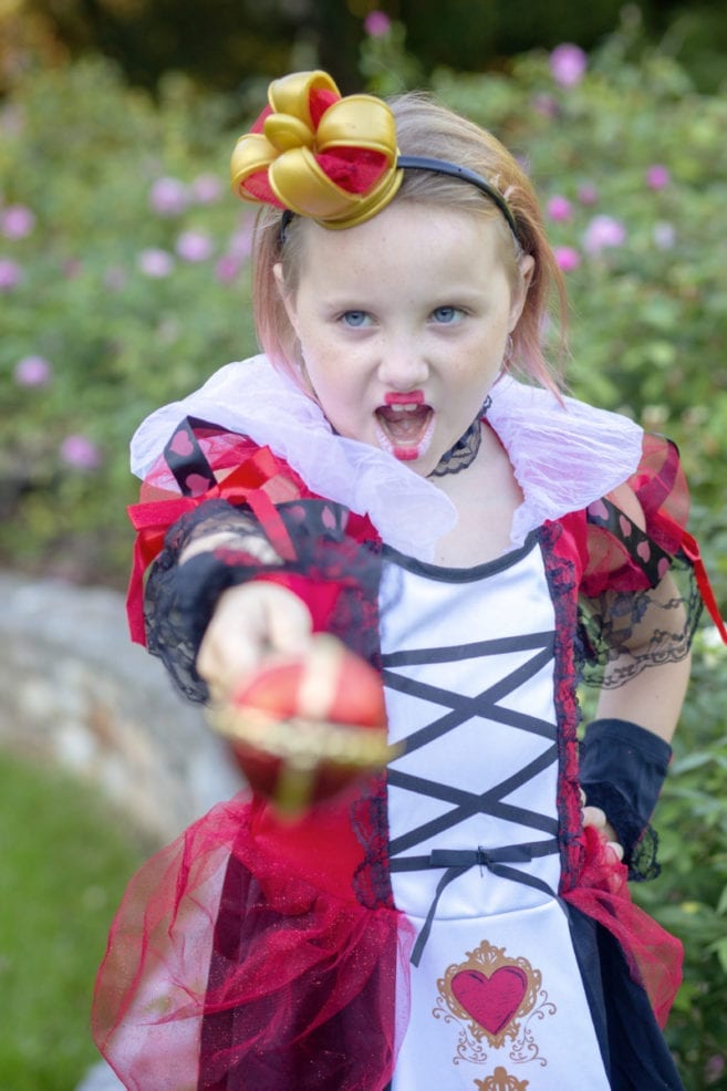 carsyn red queen halloween