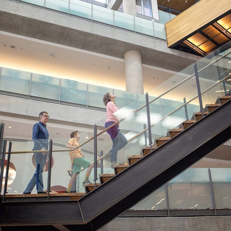 Let’s go to the library – Downtown Spring Portrait Session