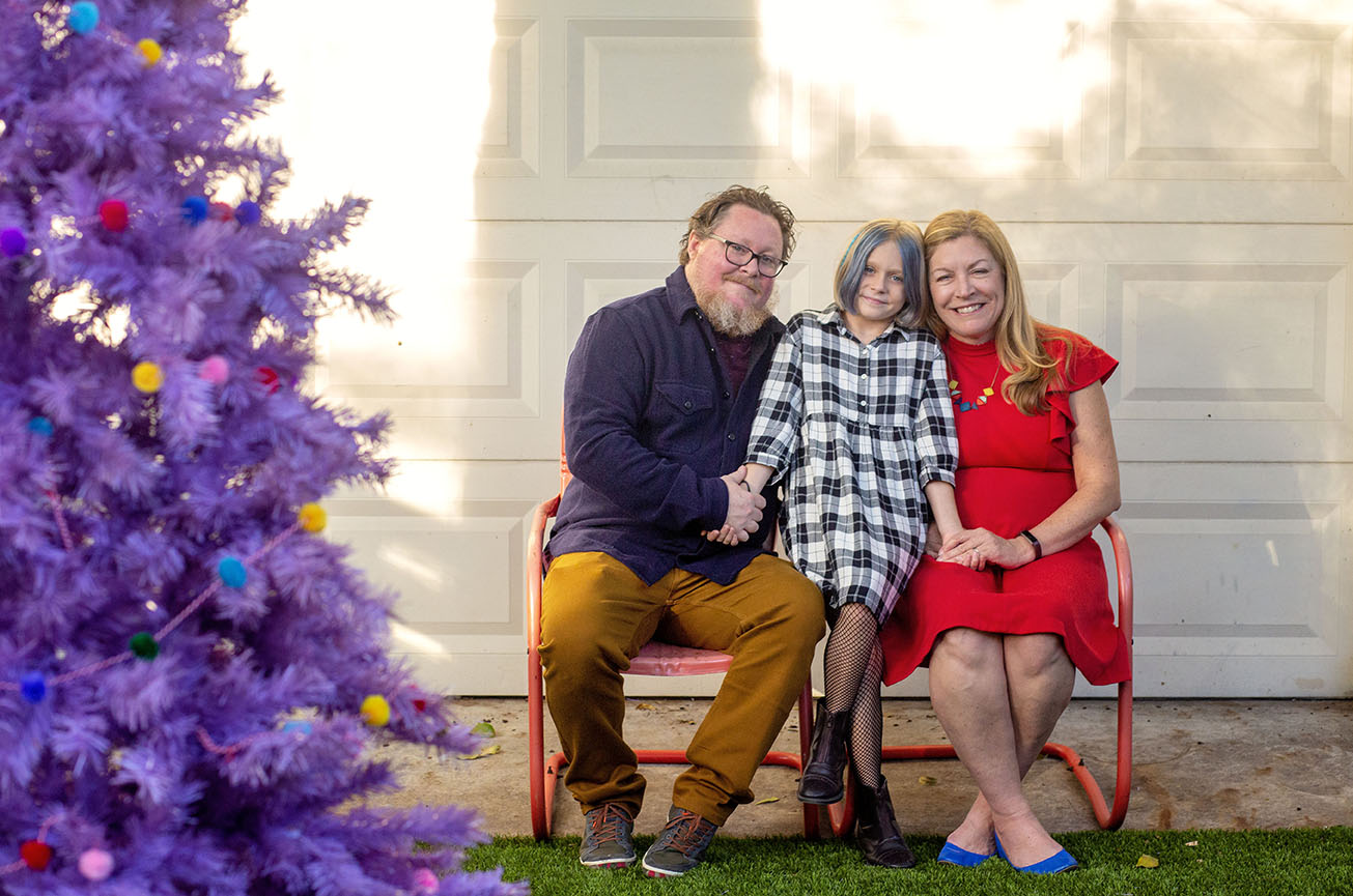 Christmas in your Backyard – Family Photo Session