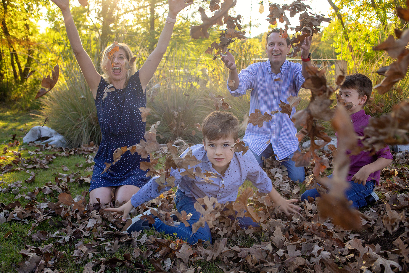 Mill Pond – Fall Family Photo Session