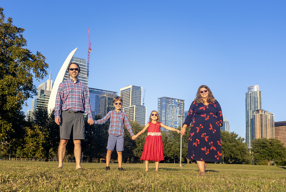 Butler Park & Greetings from Austin mural – Family Photo Session