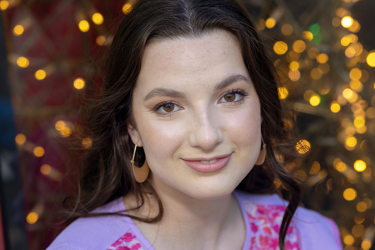 thm_Olivia_B_Domain_Senior_21