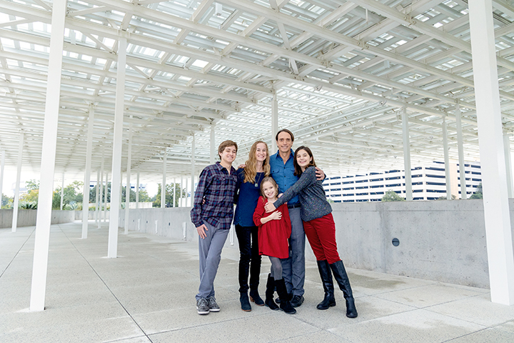 Family Photo Session at Waterloo Greenway Park