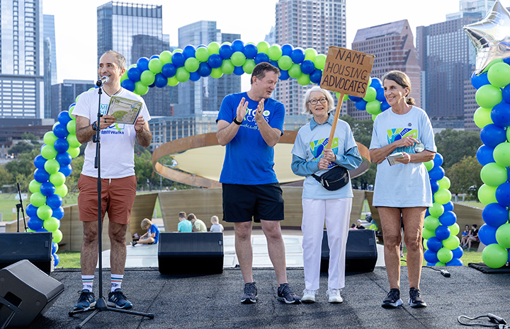 thm_2023_nami_walks_event_long_center_041