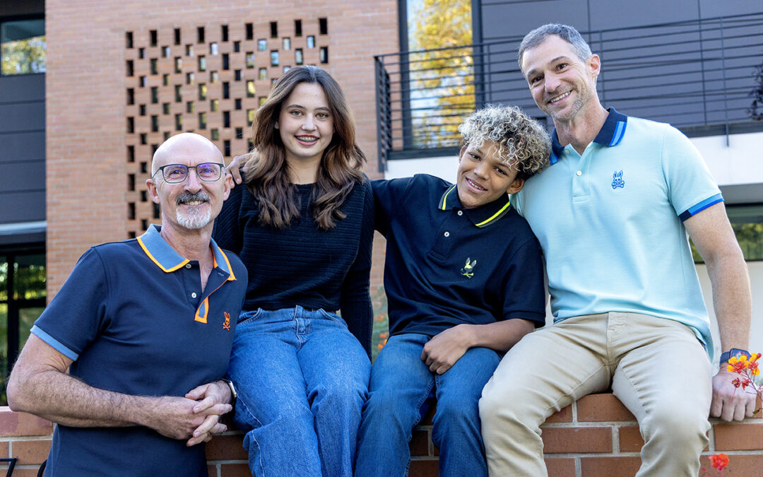 at home family photo session in austin, texas