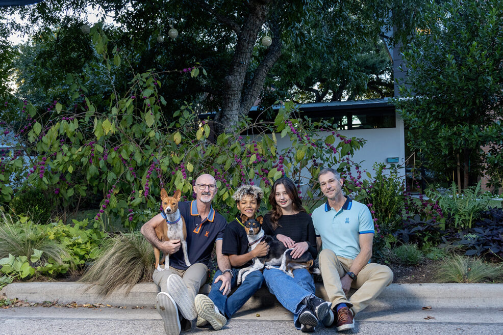 at home family photo session austin texas