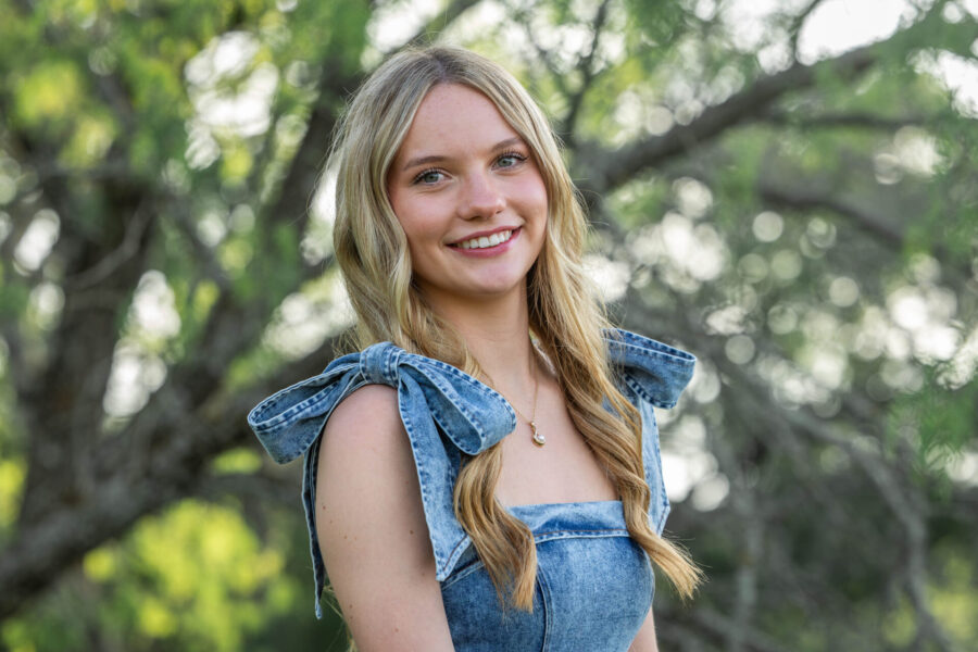 thm_mar_2025_cs_senior_photos_commons_ford_024