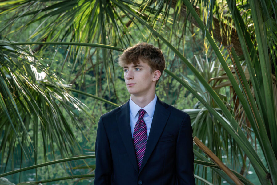 thm_apr_2025_senior_family_photos_red_bud_isle_park_025