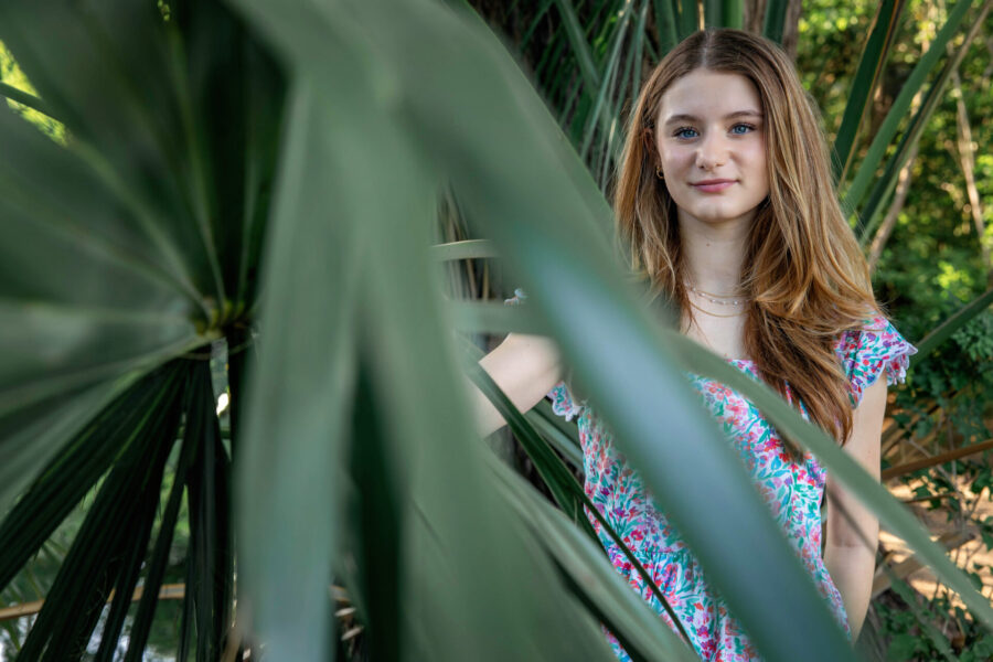 thm_apr_2025_senior_family_photos_red_bud_isle_park_040