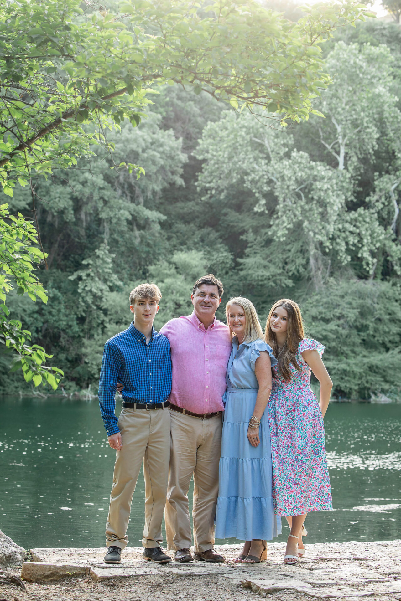 thm_apr_2025_senior_family_photos_red_bud_isle_park_114