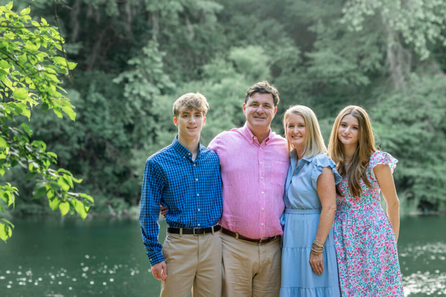 thm_apr_2025_senior_family_photos_red_bud_isle_park_115