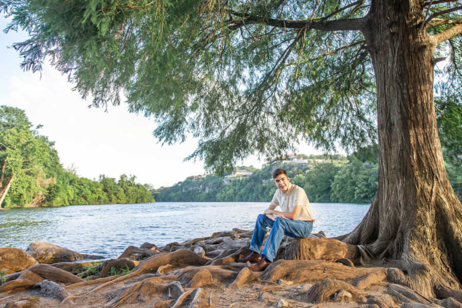 thm_apr_2025_senior_photos_red_bud_isle_033