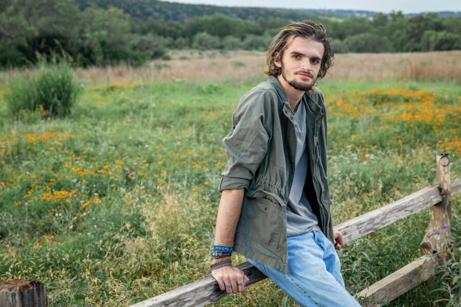 thm_may_2025_jm_senior_photos_commons_ford_ranch_039