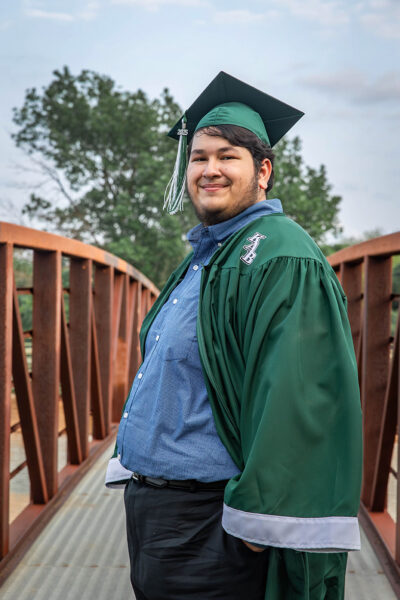 thm_Apr_2025_MA_Senior_Photos_Northwest_Park_043