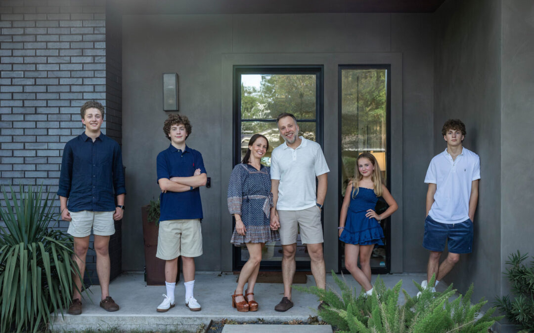 Summertime at home – Family Photo Session