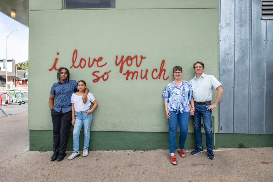 thm_june_2025_dj_senior_photos_south_congress_001