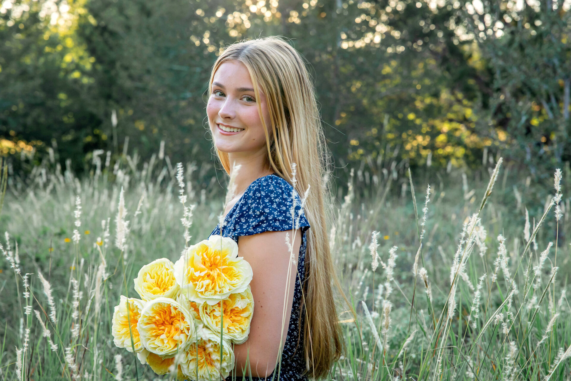 high school senior photo session at st. edwards greenbelt park in austin, texas by stephanie friedman photography