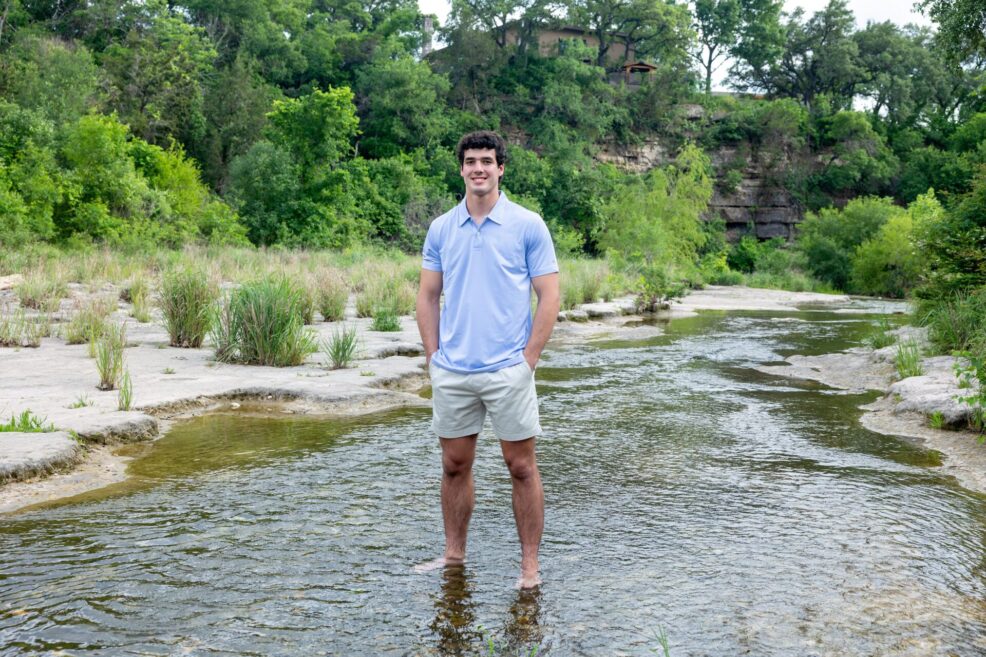 bull creek park high school senior photo session in austin, texas by stephanie friedman photography