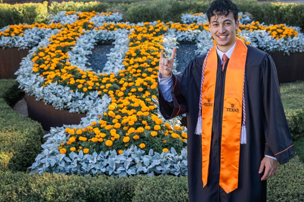 university of texas college senior photo session in austin