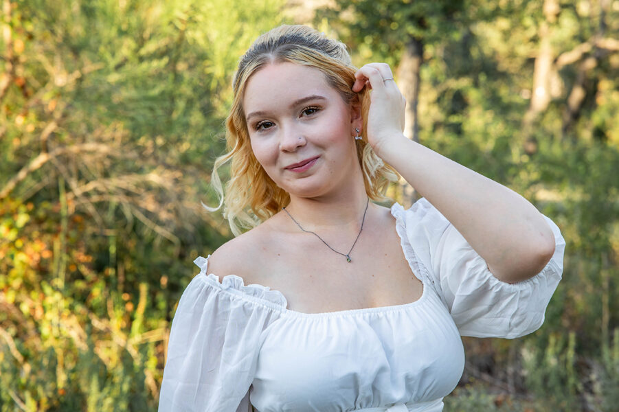 thm_Sept_2025_JW_Senior_Photos_Brushy_Creek_Lake_Park_017