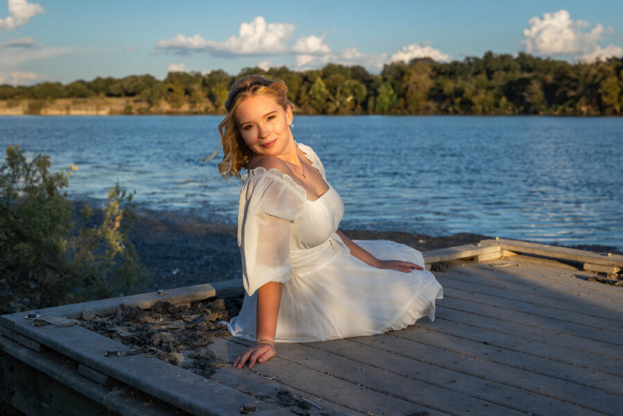 thm_Sept_2025_JW_Senior_Photos_Brushy_Creek_Lake_Park_069