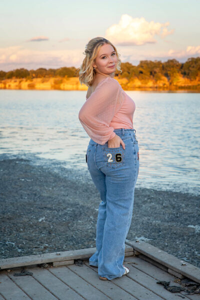 thm_Sept_2025_JW_Senior_Photos_Brushy_Creek_Lake_Park_082