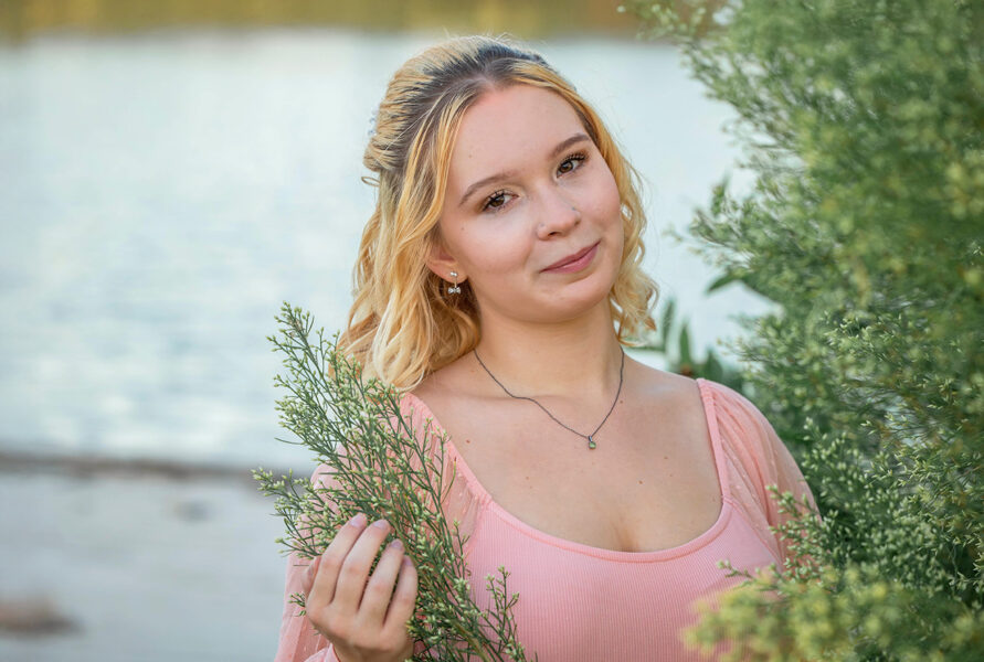 thm_Sept_2025_JW_Senior_Photos_Brushy_Creek_Lake_Park_088