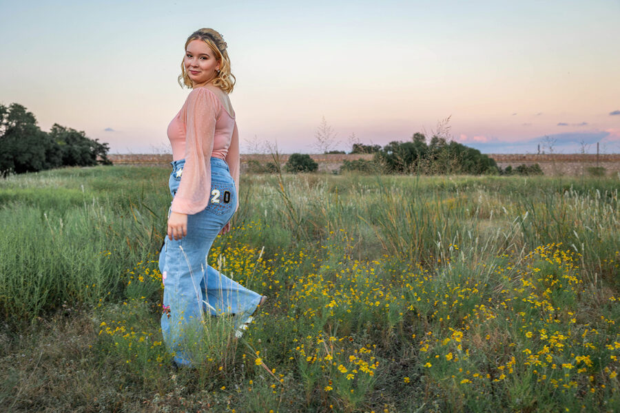 thm_Sept_2025_JW_Senior_Photos_Brushy_Creek_Lake_Park_112
