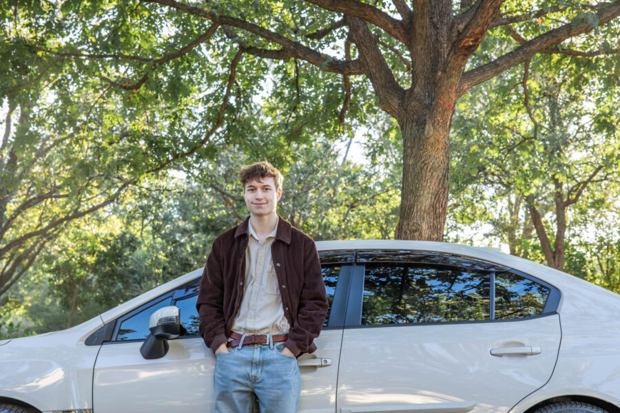 thm_oct_2025_sj_senior_photos_mueller_greenway_park_006