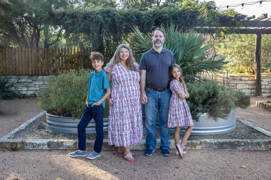 thm_oct_2025_wildflower_center_family_photos_021