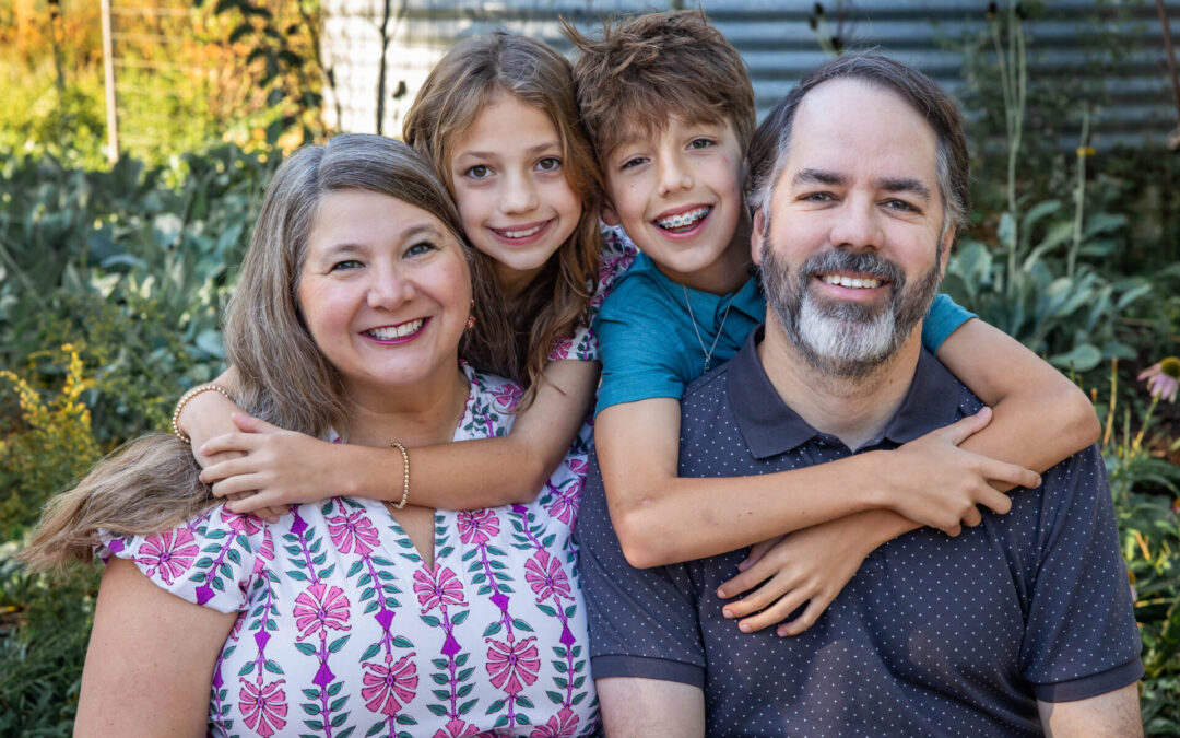 family photo session at the Wildflower Center in South Austin