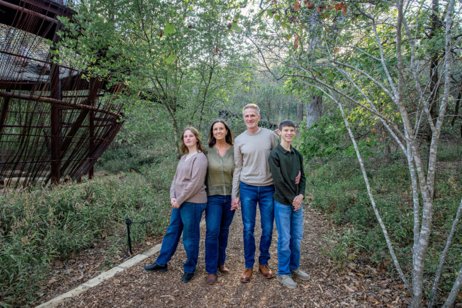 thm_nov_2025_kp_pease_park_family_photos_013