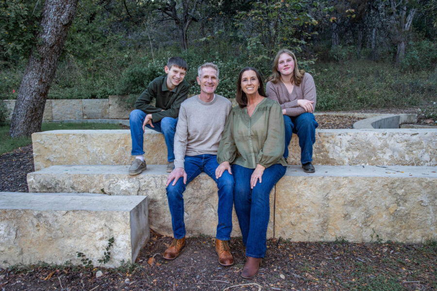 thm_nov_2025_kp_pease_park_family_photos_041