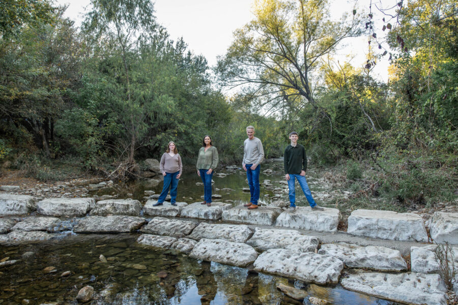 thm_nov_2025_kp_pease_park_family_photos_083