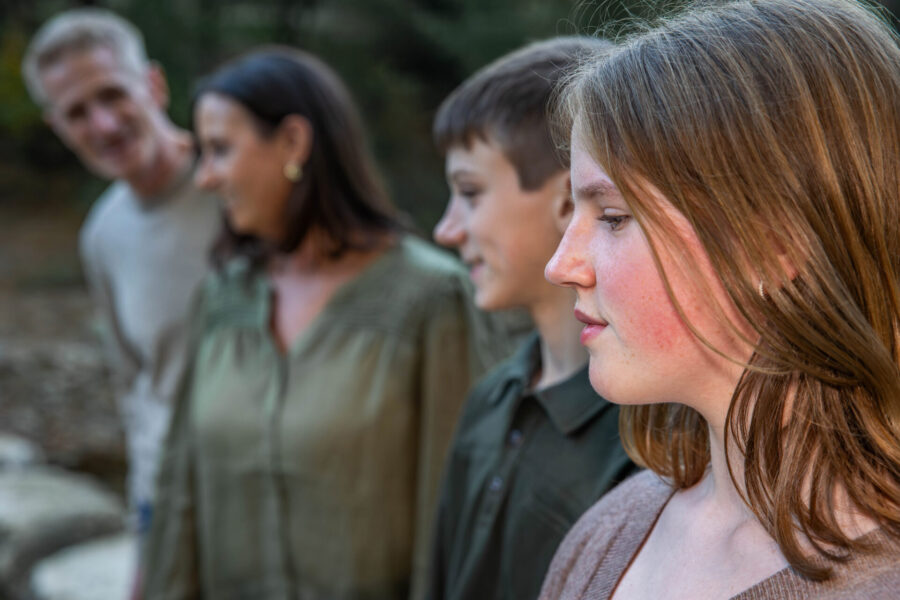 thm_nov_2025_kp_pease_park_family_photos_087