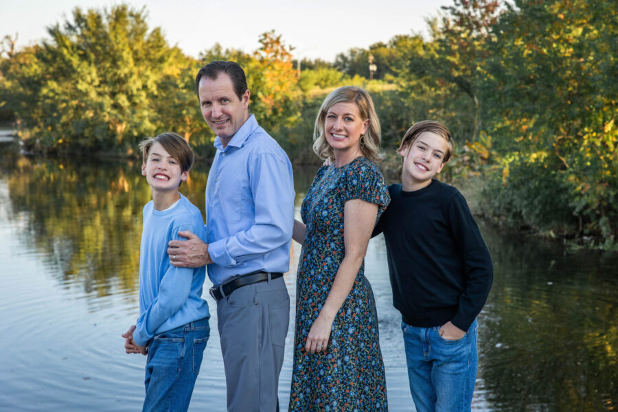 thm_nov_2025_ks_family_photos_mueller_greenway_050