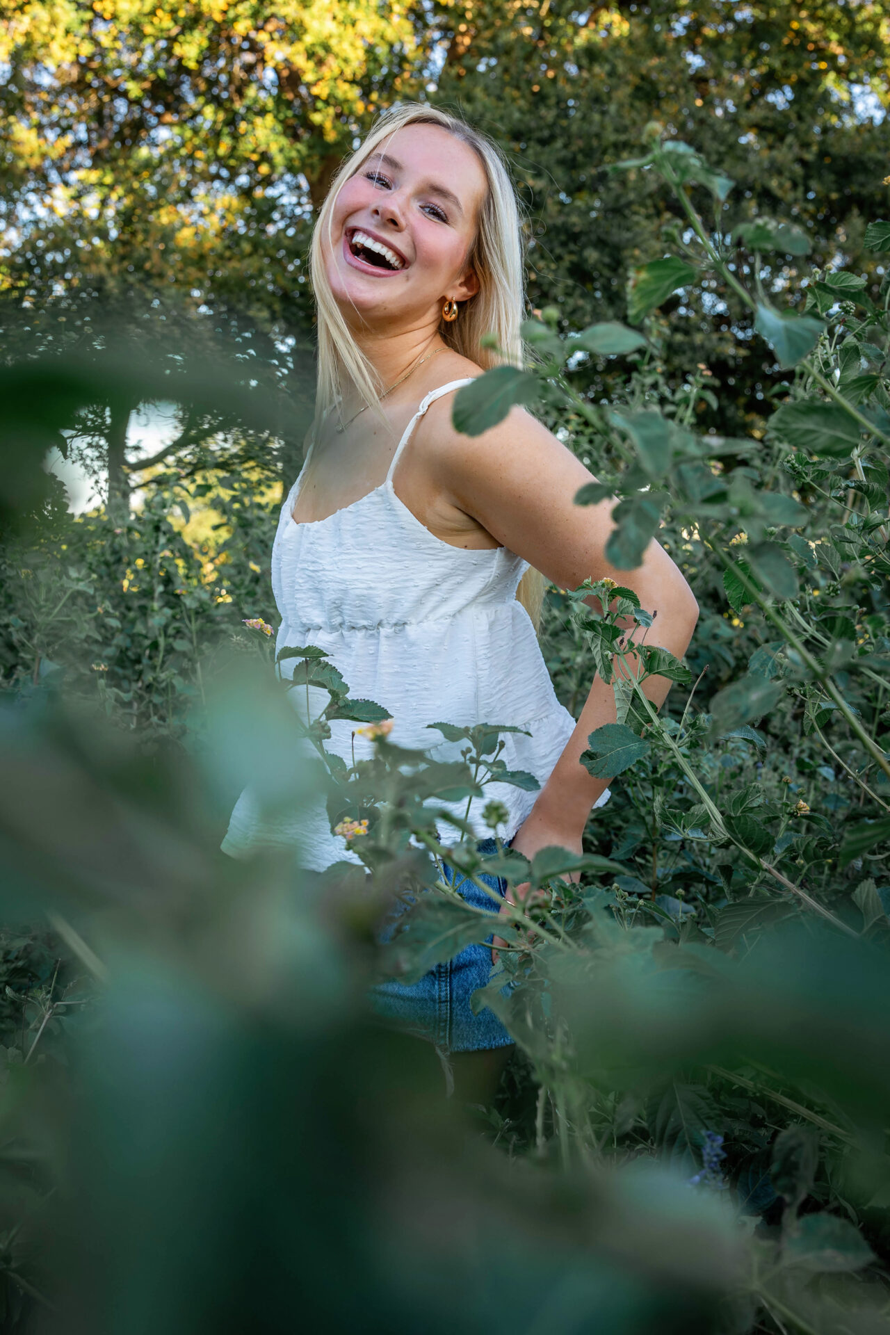 thm_nov_2025_lo_senior_photos_mueller_greenway_053