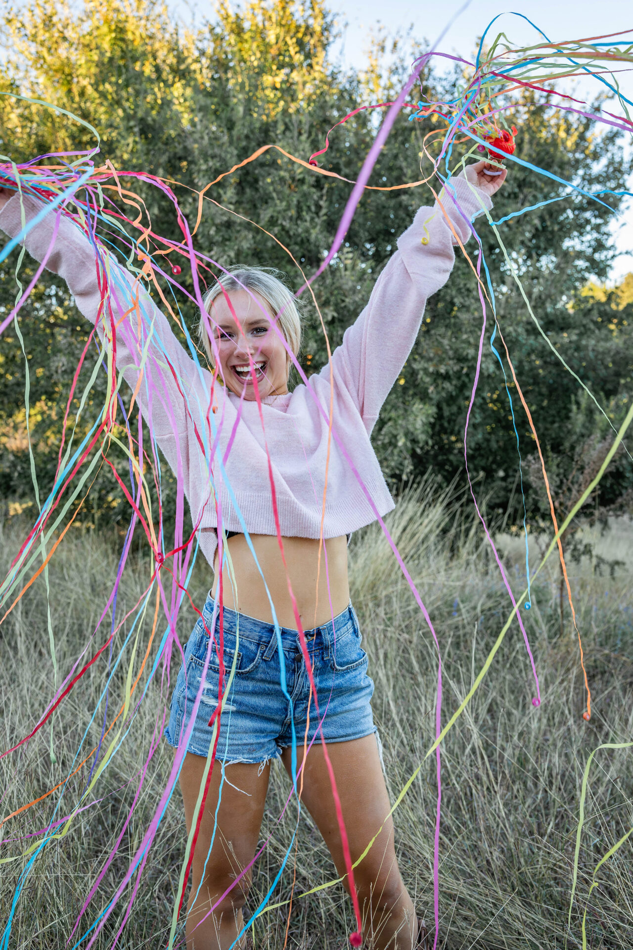 thm_nov_2025_lo_senior_photos_mueller_greenway_086