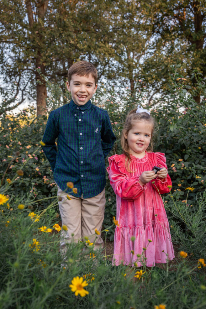 siblings at a family photo session