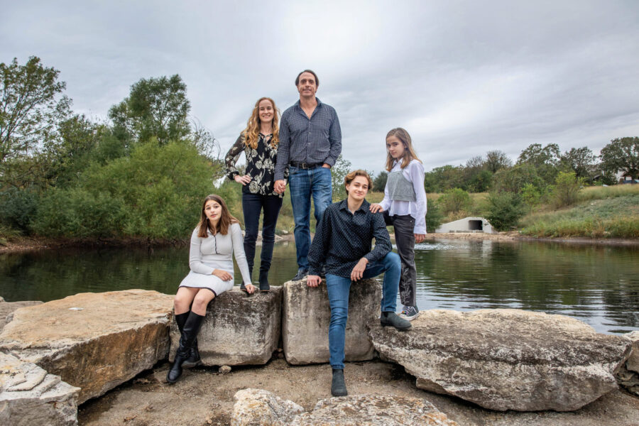 thm_nov_2025_miller_family_photos_mueller_greenway_090