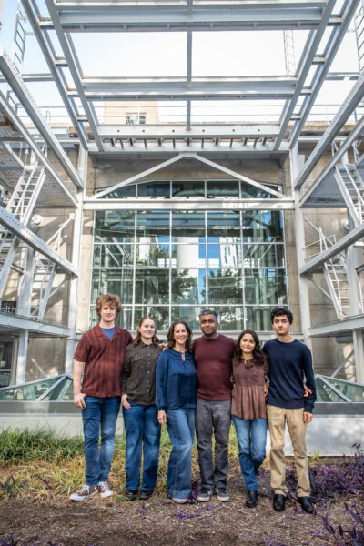 thm_nov_2025_seaholm_family_photos_bw_007