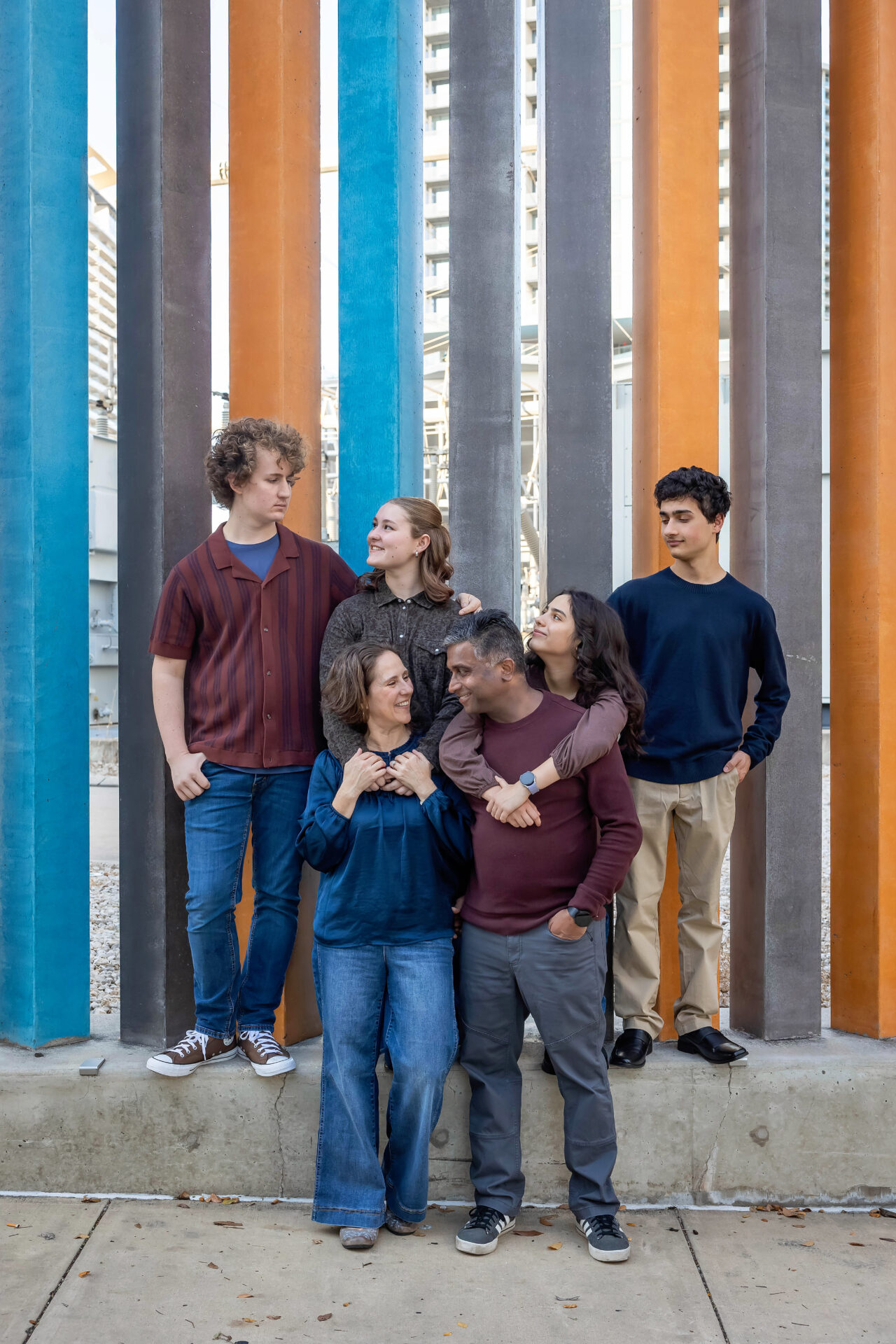 thm_nov_2025_seaholm_family_photos_bw_054