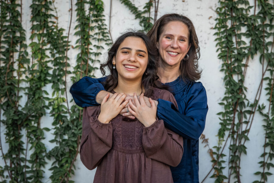 thm_nov_2025_seaholm_family_photos_bw_126