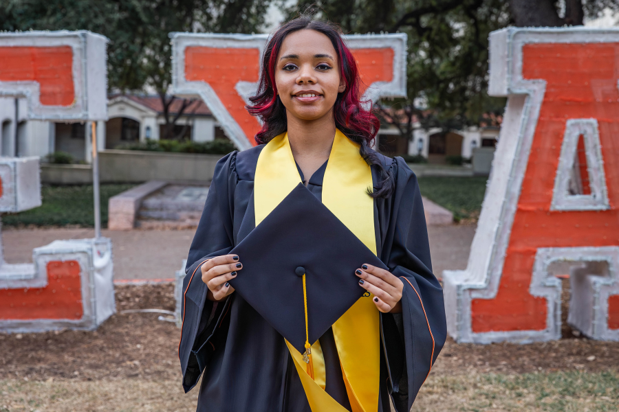 thm_jan_2026_jw_ut_graduation_photos_093