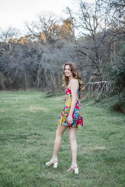 thm_feb-2026-dh-senior-girl-photos-pease-park-017