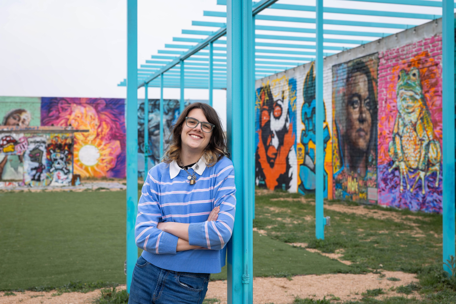 thm_feb-2026-lr-senior-photos-hope-gallery-austin-035