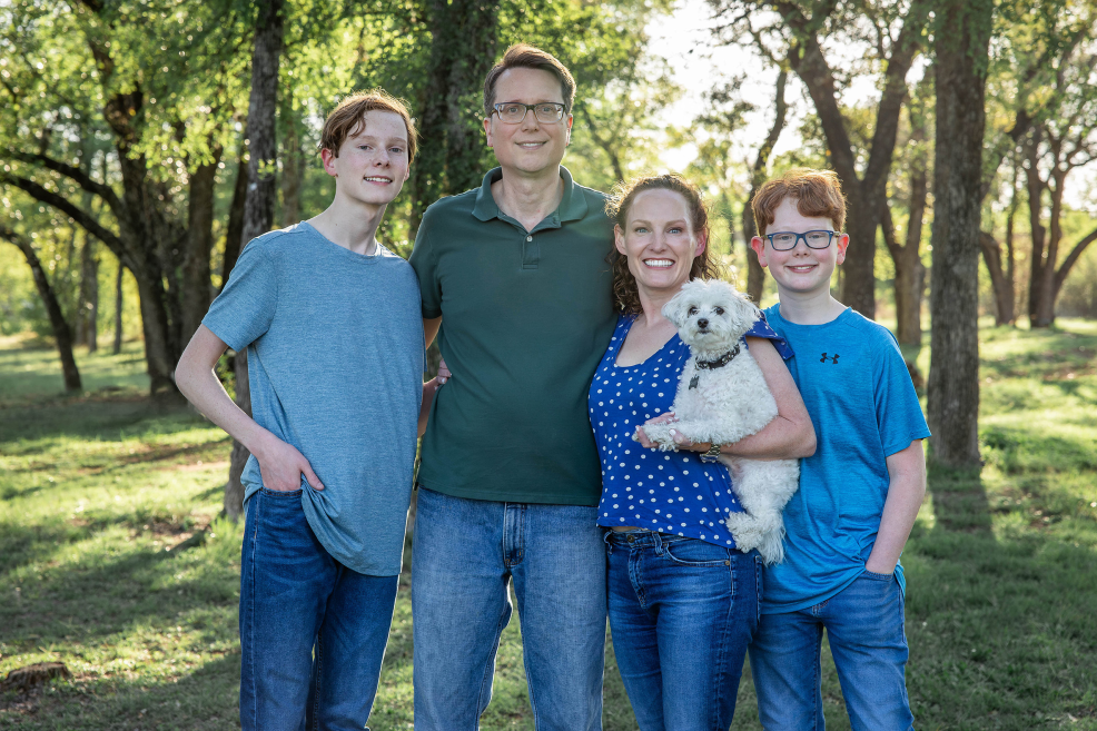 balcones district park family photo session including their dog