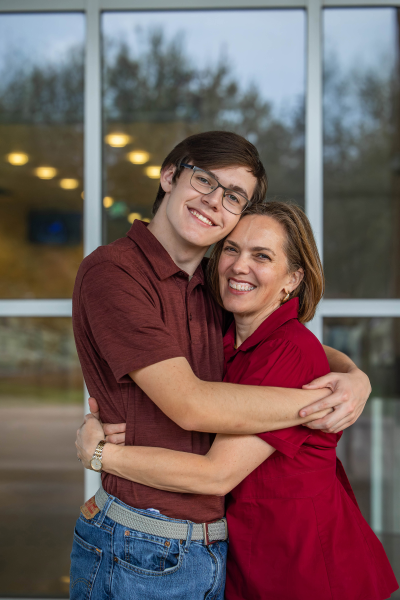 thm_march-2026-br-senior-photos-butler-park-austin-086