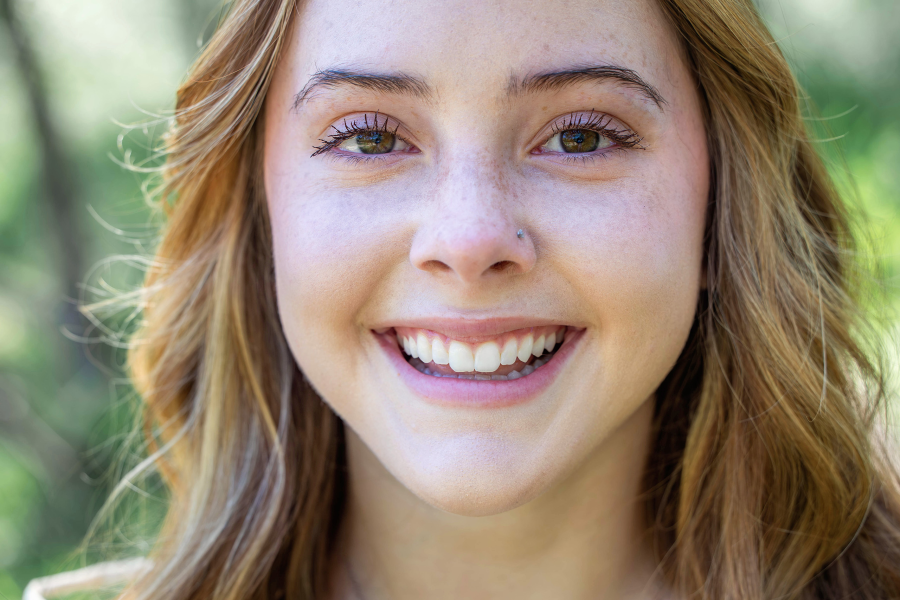 thm_march-2026-rf-senior-photos-zilker-botanical-gardens-038
