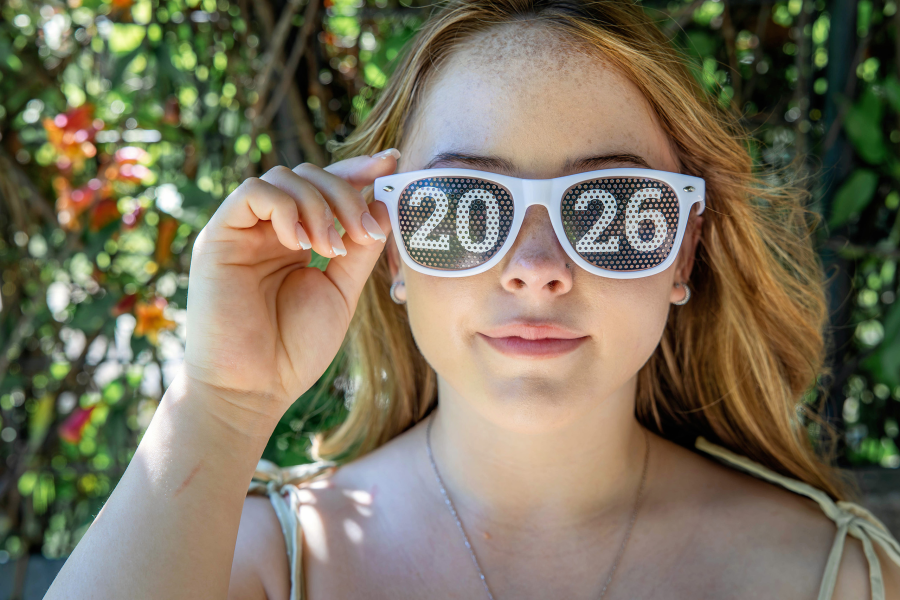 thm_march-2026-rf-senior-photos-zilker-botanical-gardens-047